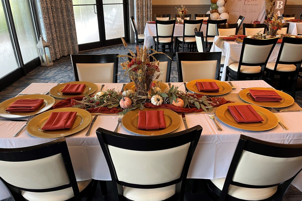 Table Setting Charter Room